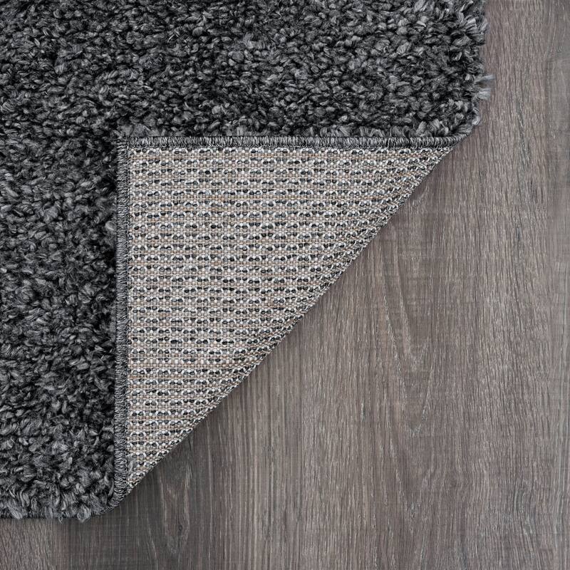 Sohni Shag Farmhouse Solid Color Indoor Area Rug