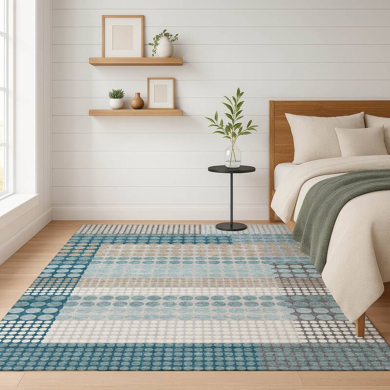 Machine Washable Indoor/ Outdoor Casual Dotty Chantille Rug