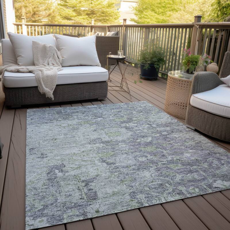 Machine Washable Indoor/ Outdoor Chantille Distressed Traditional Rug - Plum - 5' x 7'6"