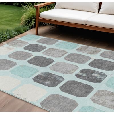 HomeRoots Geometric Transitional Rectangle Outdoor Rug
