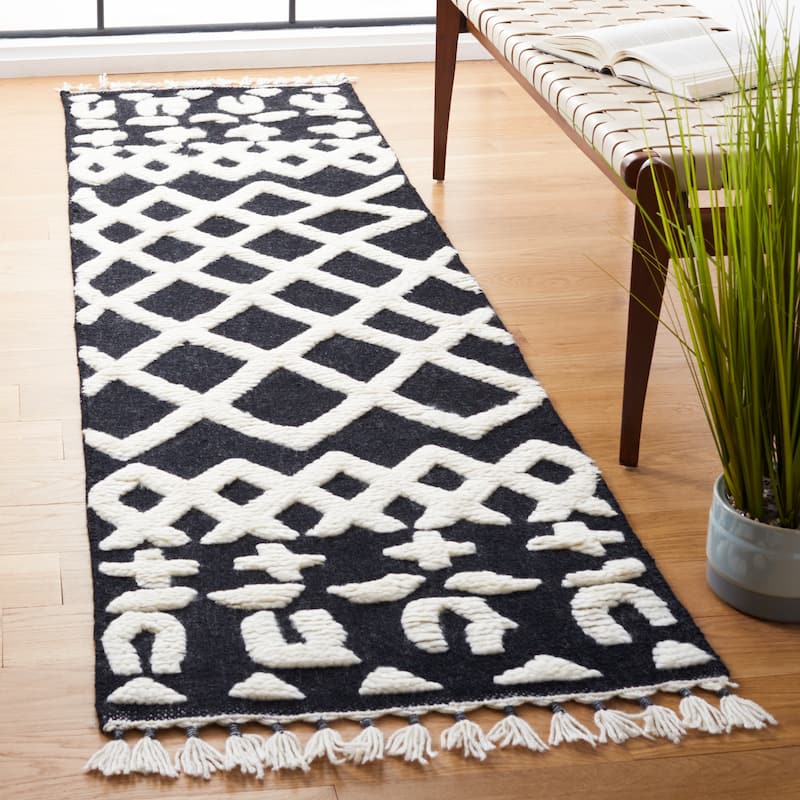 SAFAVIEH Hand-Knotted Casablanca Shag Fazila Wool Tassel Rug - 2'3" x 8' Runner - Black/Ivory