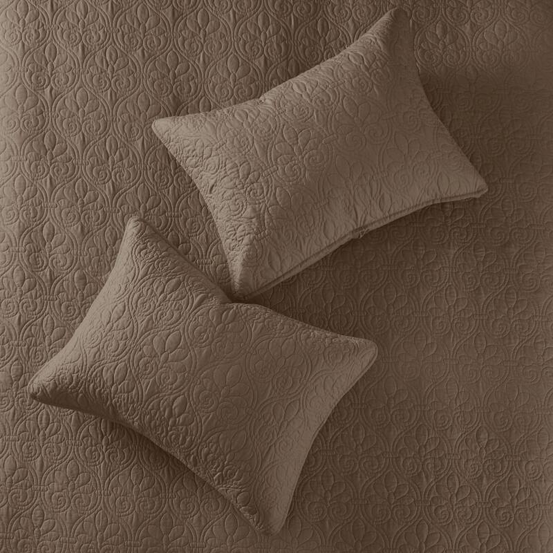 Madison Park Mansfield Reversible Quilt Set