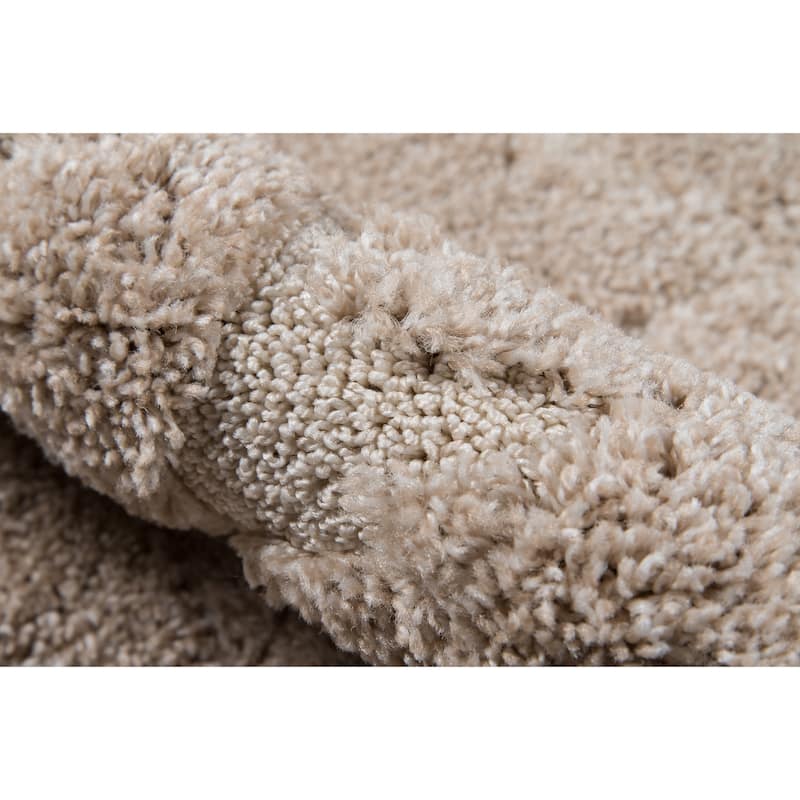 Momeni Charlotte Modern Solid Shag Rug