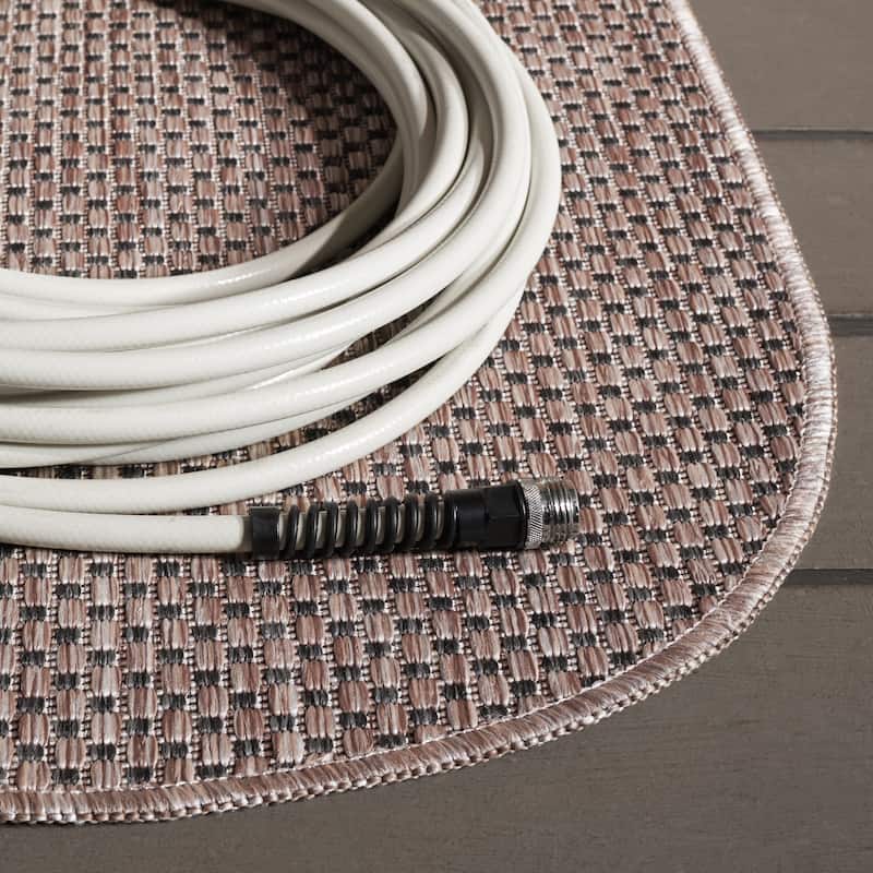 SAFAVIEH Courtyard Jonell Indoor/ Outdoor Patio Backyard Rug