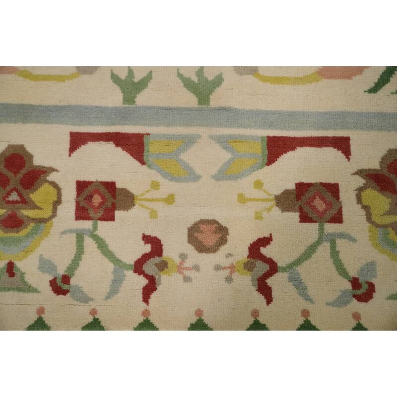 Hand-knotted Traditional Wool Beige Floral Oriental Area Rug - 12' 2'' X 9' 0''