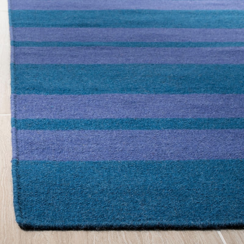 SAFAVIEH Handmade Flatweave Dhurries Svetla Modern Moroccan Wool Rug