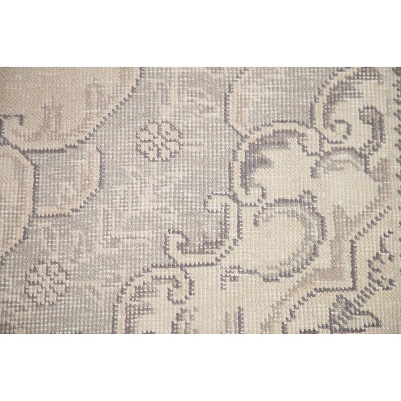 Hand Knotted Oriental 100% Wool Carpet Traditional Medallion Beige & Ivories Tabriz Area Rug - 8' 11'' X 6' 2''