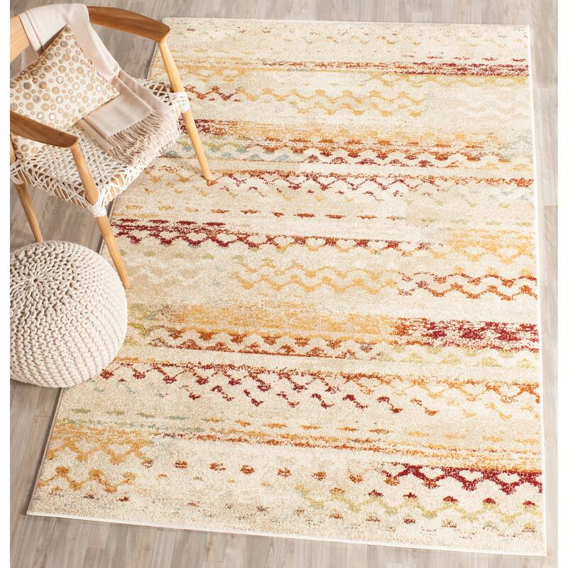 SAFAVIEH Evoke Tamie Distressed Vintage Boho Rug - 4' x 6' - Cream/Orange - Rectangle