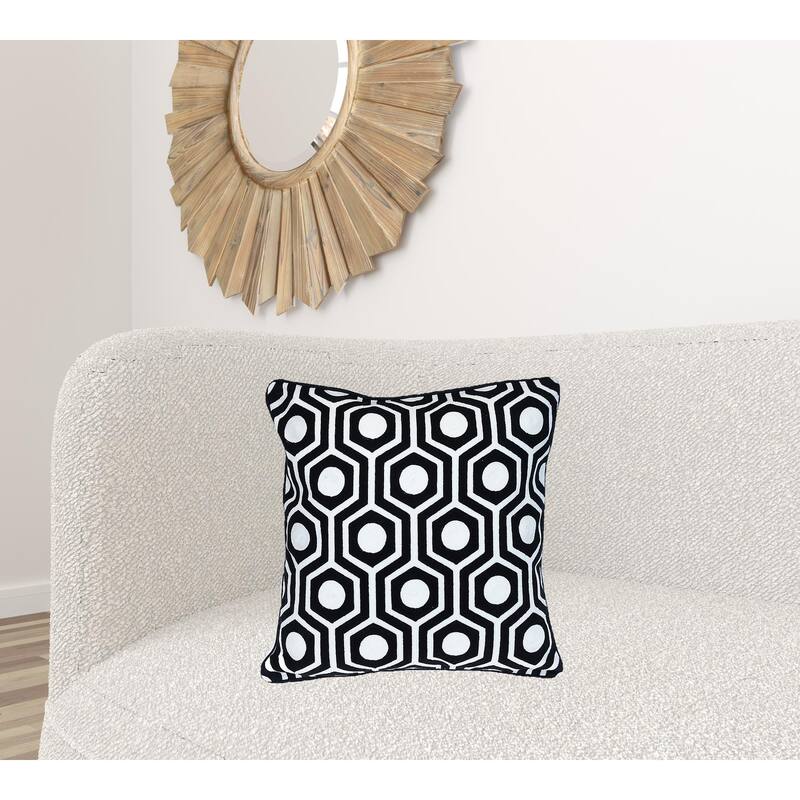 HomeRoots 18" X 18" Black 100% Cotton Geometric Zippered Pillow