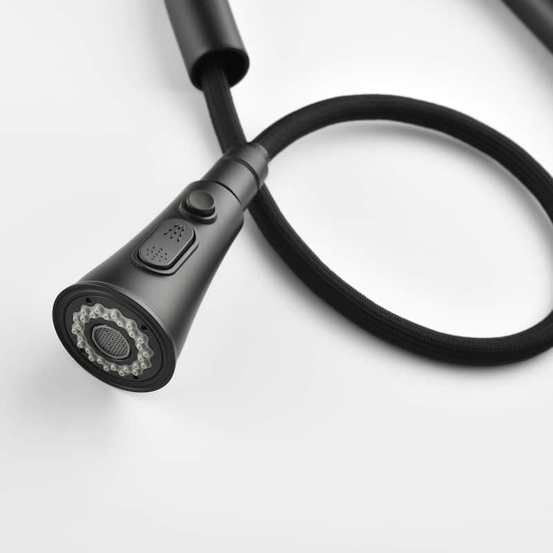 Single Handle Pull-down Sprayer Kitchen Faucet With Deck plate