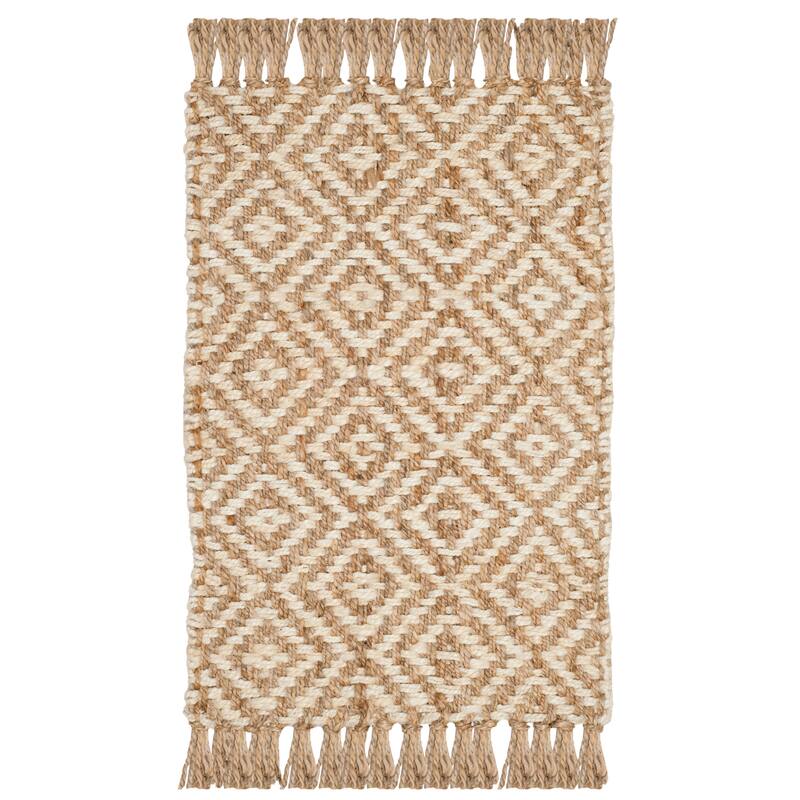 SAFAVIEH Handmade Natural Fiber Jaeda Diamond Jute Tassel Rug