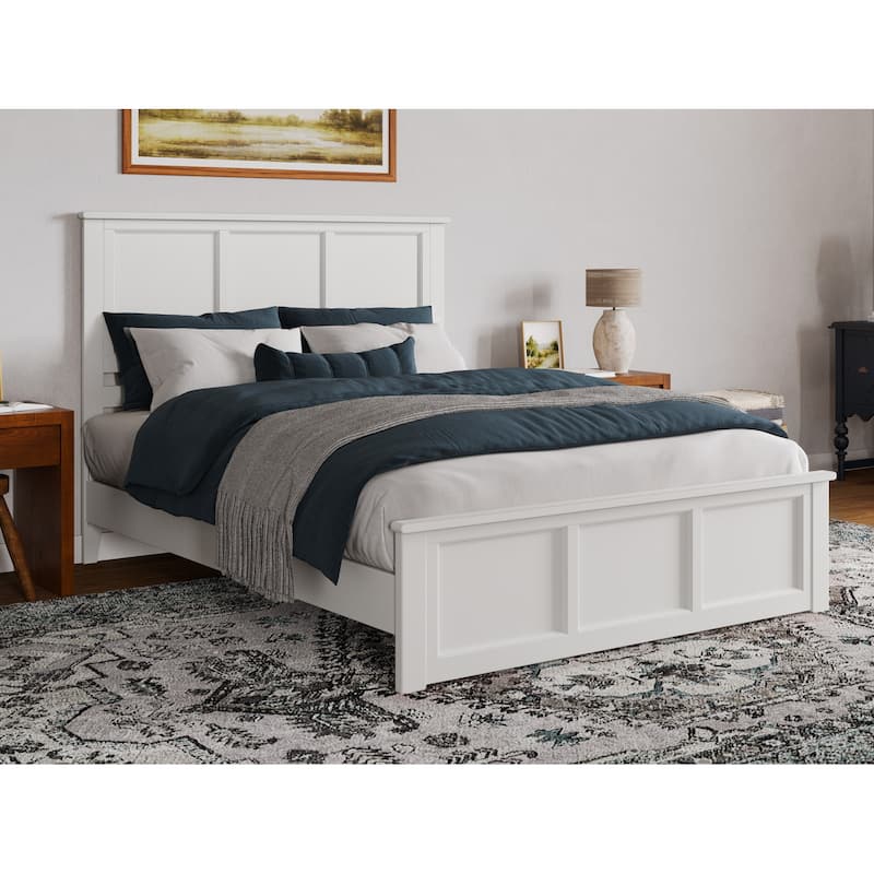 Charlotte Solid Wood Low Profile Platform Bed with Matching Footboard - White - Queen
