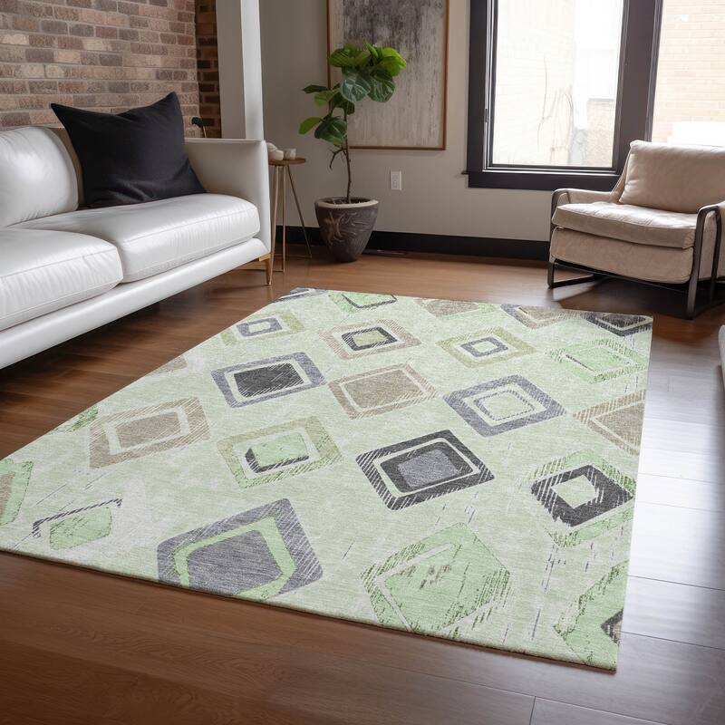 Machine Washable Indoor/Outdoor Diamond Contemporary Chantille Rug