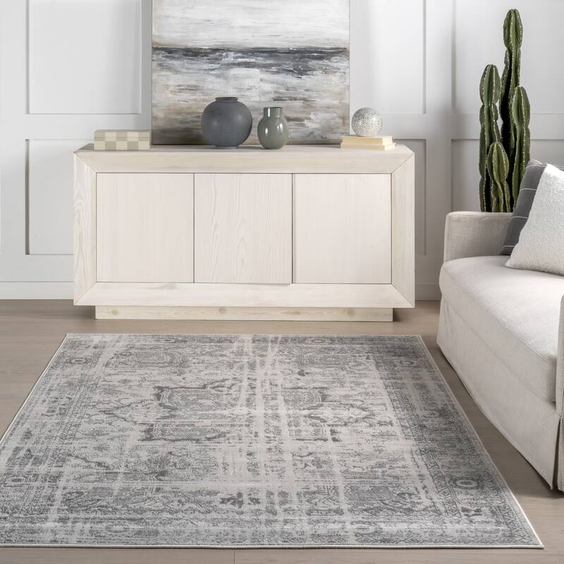 Nuloom Lissy Traditional Medallion Area Rug