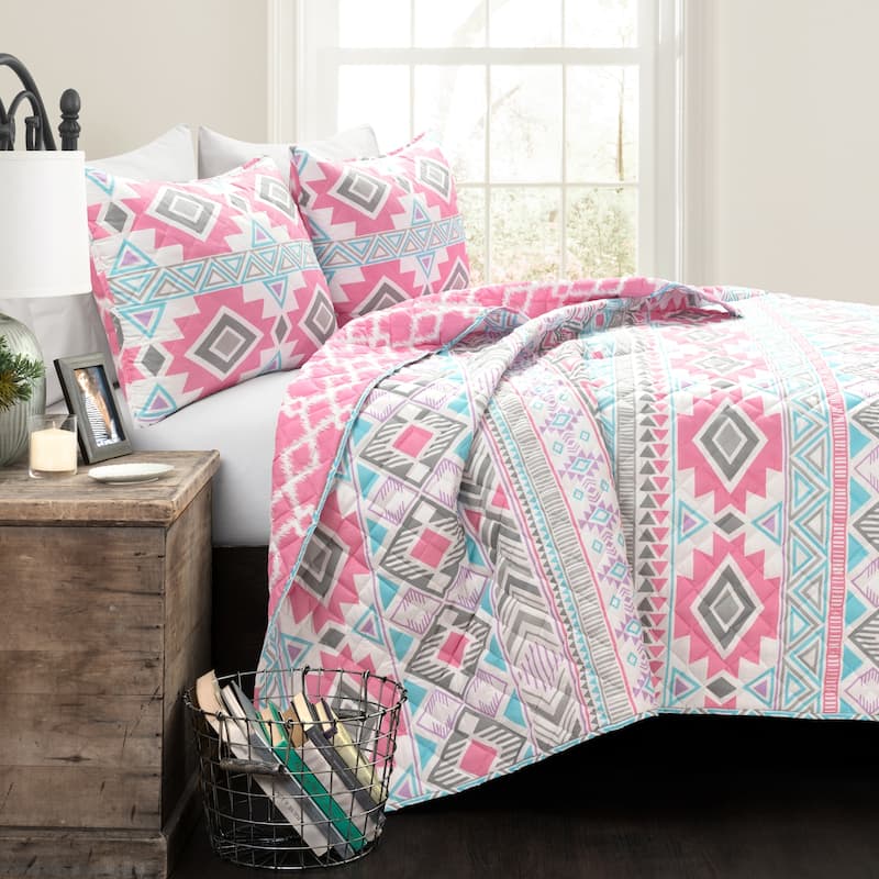Lush Decor Stripe Malibu Reversible Oversized Quilt