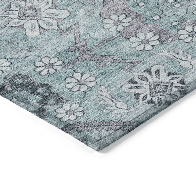HomeRoots Floral Transitional Rectangle Outdoor Rug