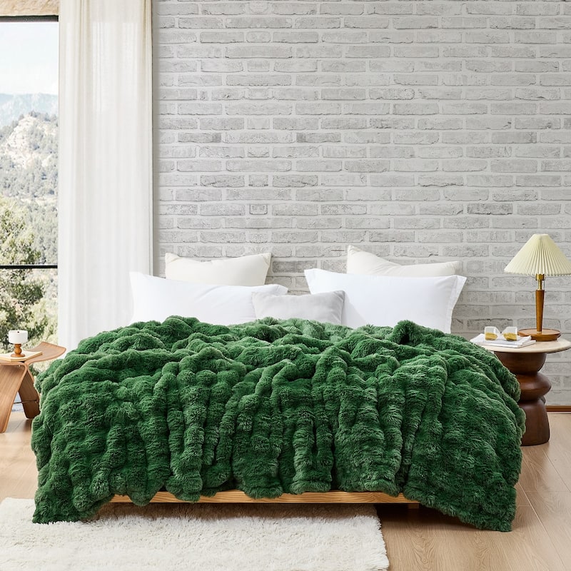 Snowball® Chunky Bunny - Coma Inducer® Blanket - King - Greener Pastures
