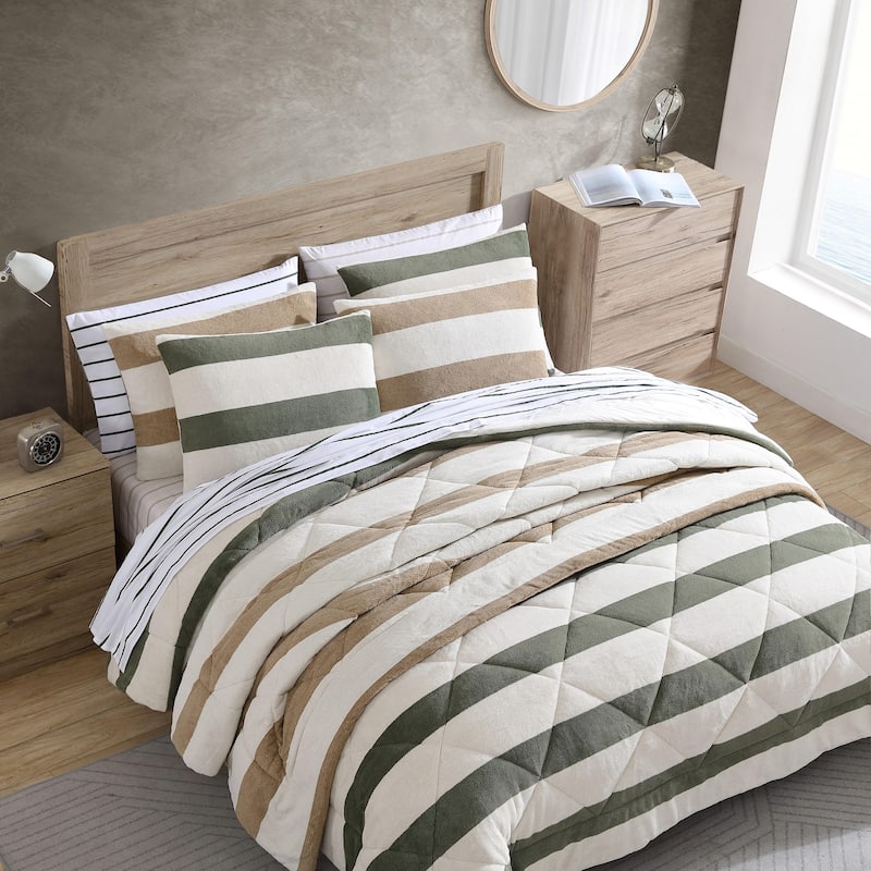 Nautica Lawndale Plush Reversible Comforter Set