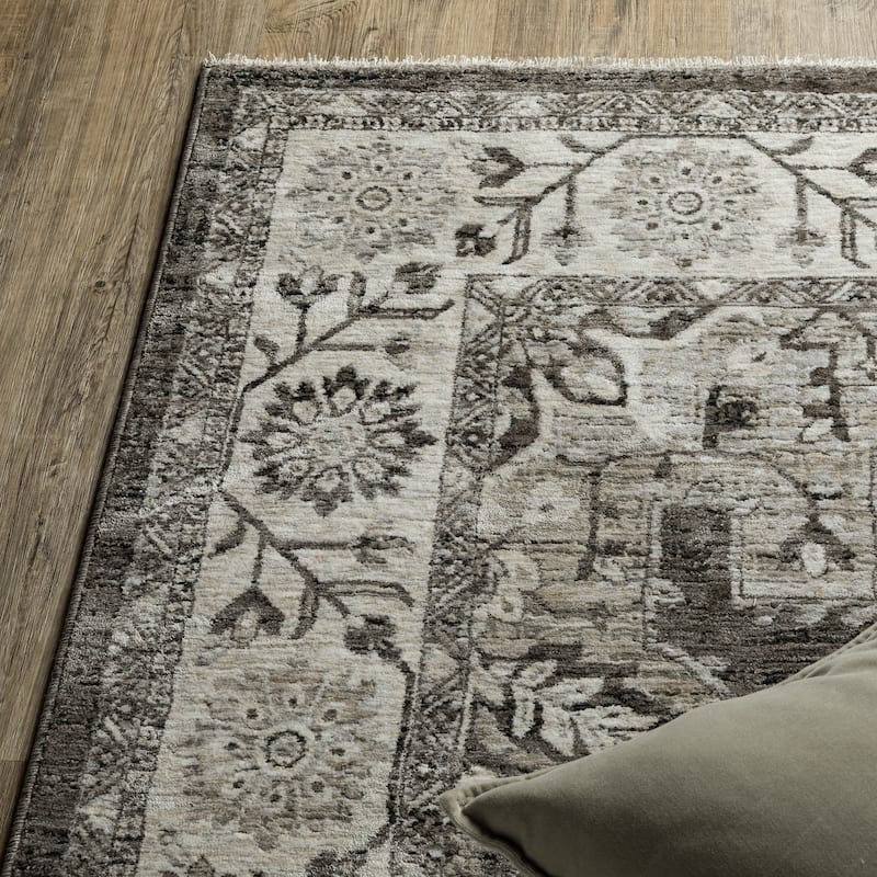 Style Haven Cádiz Medallion Grey/ Beige Area Rug