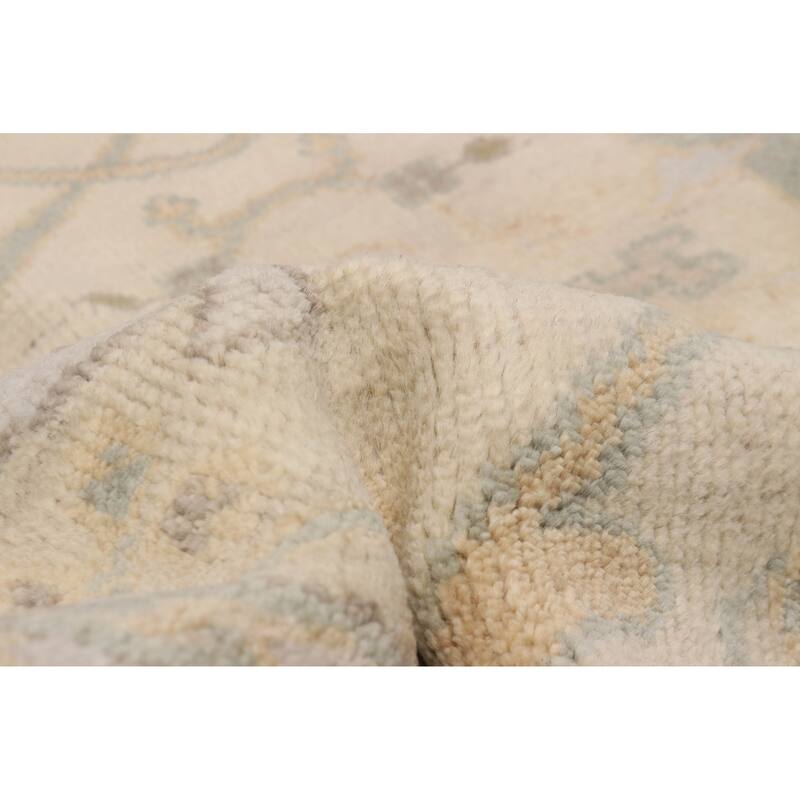 ECARPETGALLERY Hand-knotted Royal Oushak Cream Wool Rug - 5'8 x 5'8
