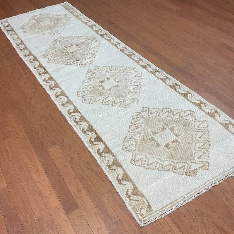 HERAT ORIENTAL Handmade Turkish Oushak Wool Runner - 3'3" x 10'2"