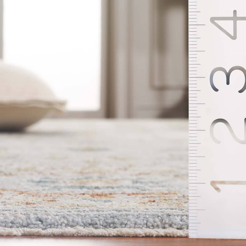 SAFAVIEH Persian Aliciya Traditional Polyester Rug