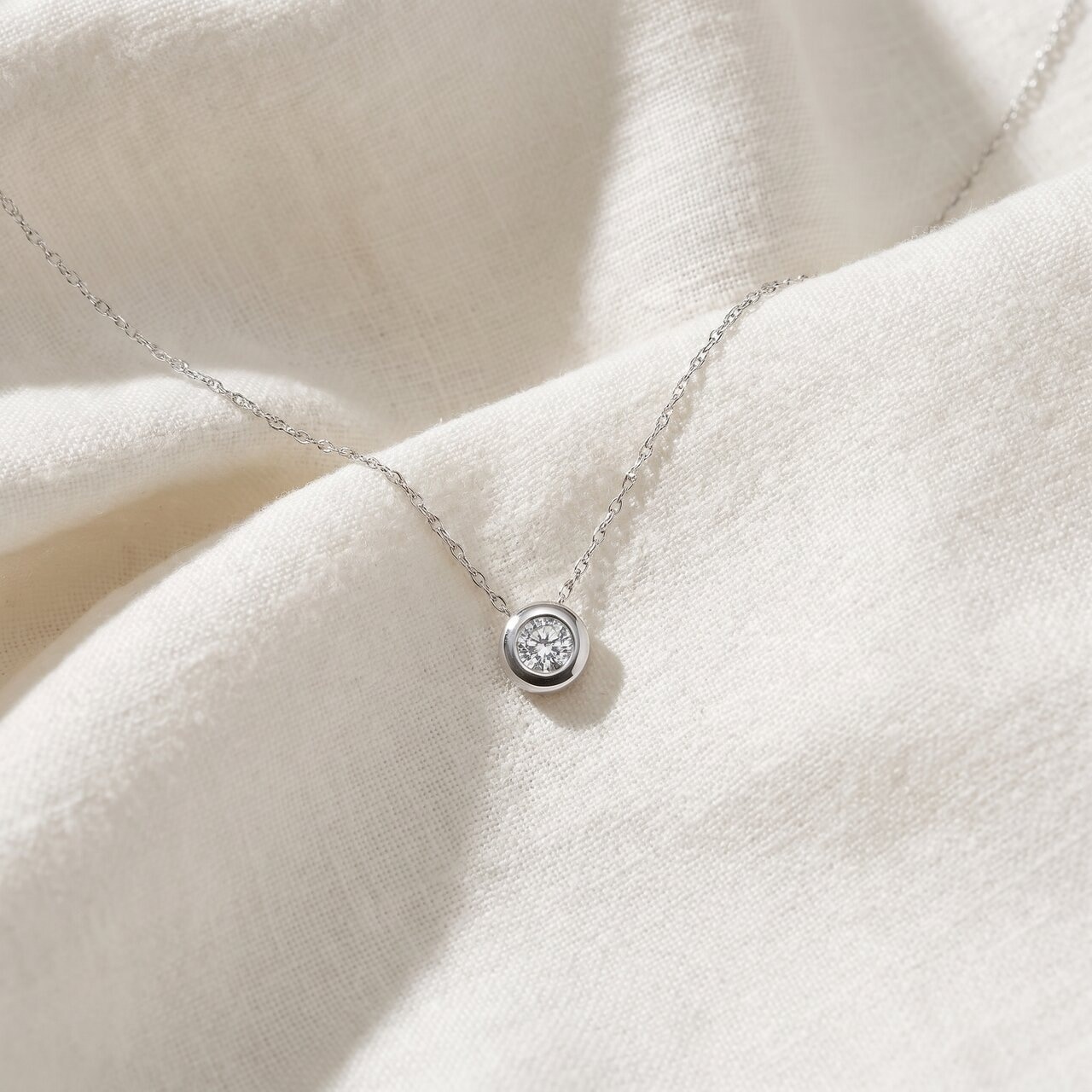 Bliss Diamond 1/3ct Round Bezel Solitaire Diamond Pendant Necklace White Gold