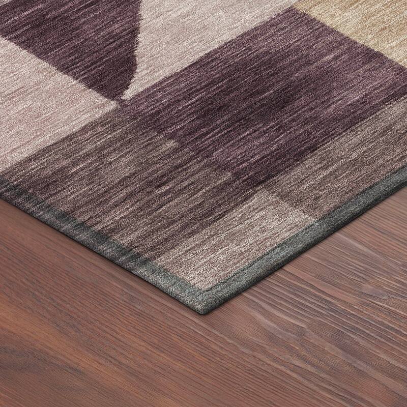 Machine Washable Indoor/ Outdoor Geo Rubi Chantille Rug