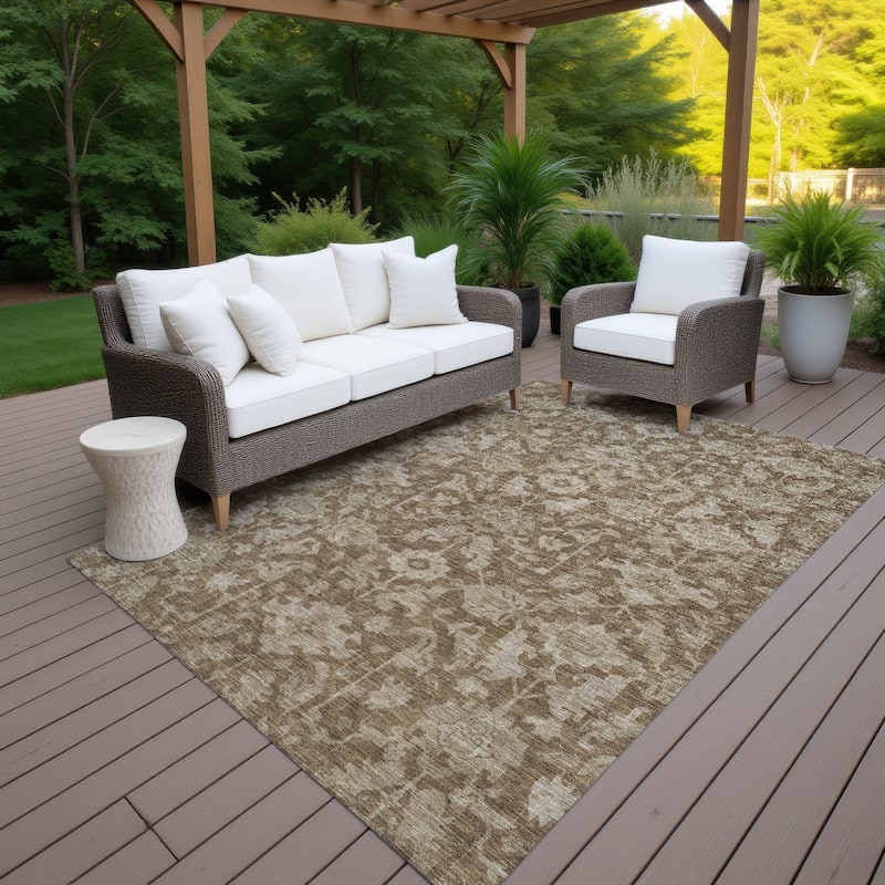 Machine Washable Indoor/ Outdoor Casual Traditional Chantille Rug