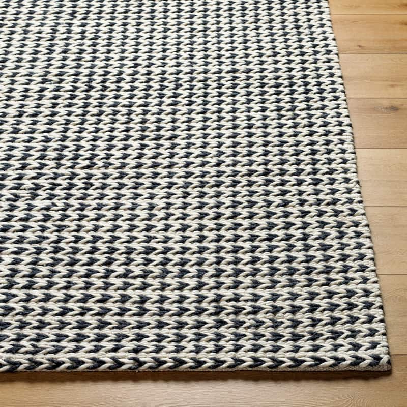 Livabliss Sundance Casual Dots Area Rug