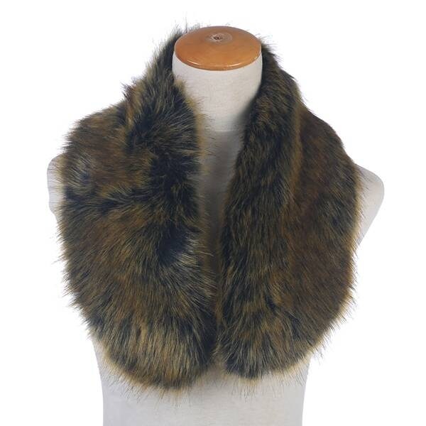 green fur wrap