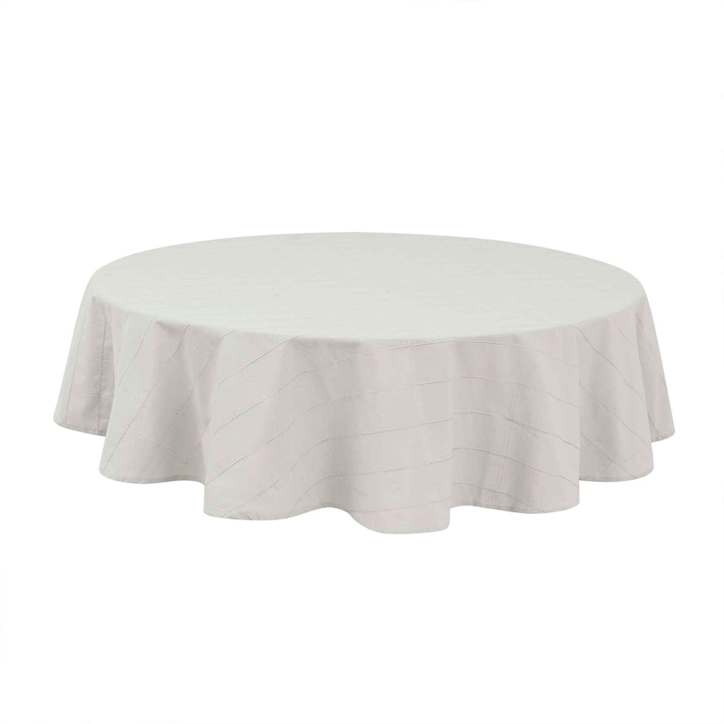 Izod Chadwick White 70" Round Tablecloth