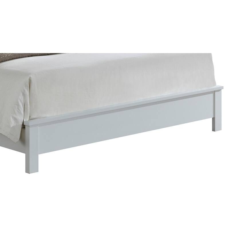 Chic White Transitional Bed for Versatile Bedroom Themes