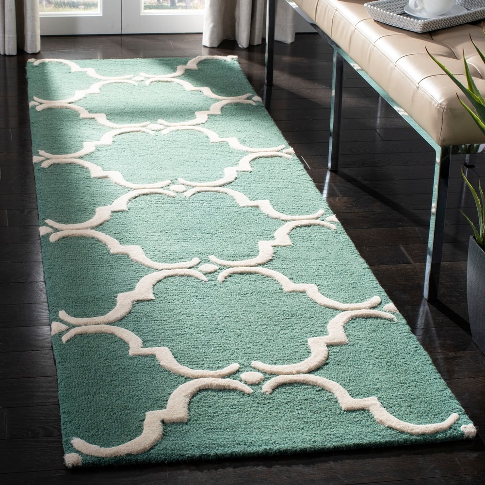 SAFAVIEH Handmade Cambridge Aygun Modern Wool Rug