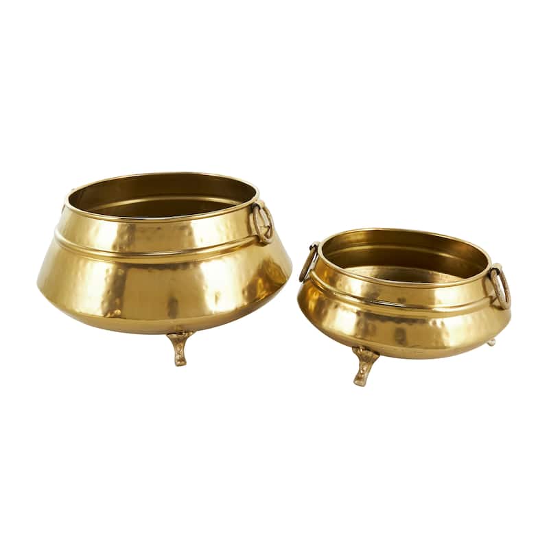 Gold Metal Hammered Pot Indoor Outdoor Planter with Scrolled Feet and Ring Handles (Set of 2)