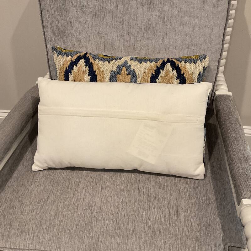 HERAT ORIENTAL Handmade Chenille Throw Pillow