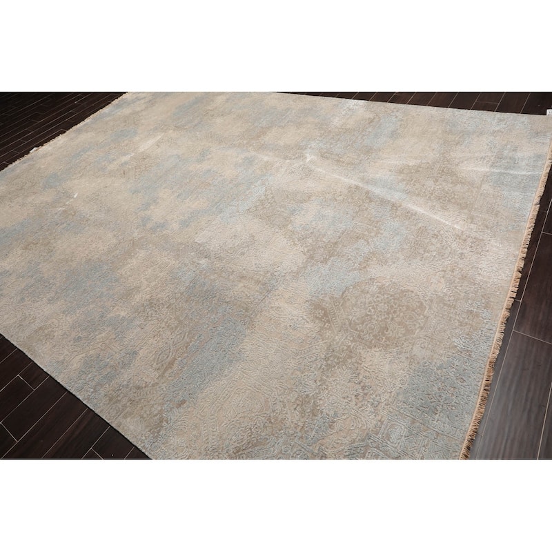 Hand Knotted Beige, Gray Sherpa Wool and Silk Oriental Area Rug - 9' x 12'