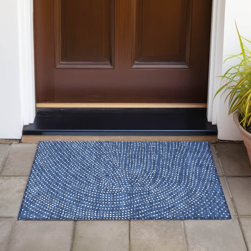 Machine Washable Indoor/ Outdoor Modern Dotty Chantille Rug