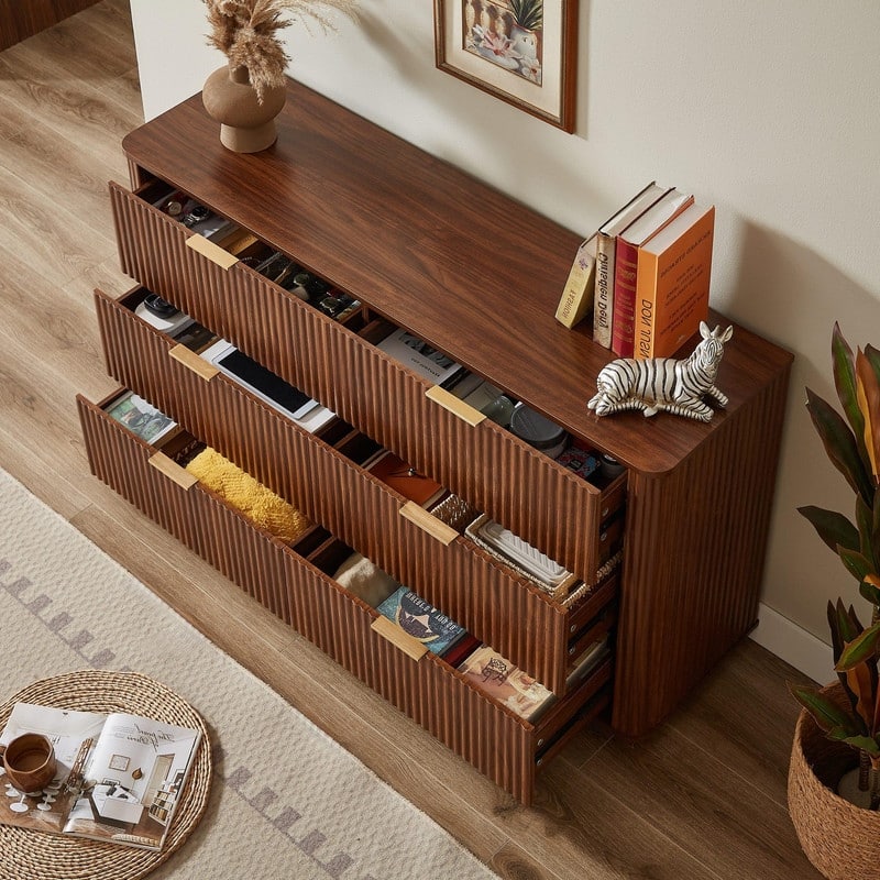 Modern 6 Drawers Dresser with Curved Design and Ample Storage for Bedroom or Living Room Organization