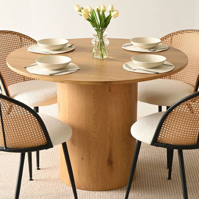 42" Round Pedestal Dining table