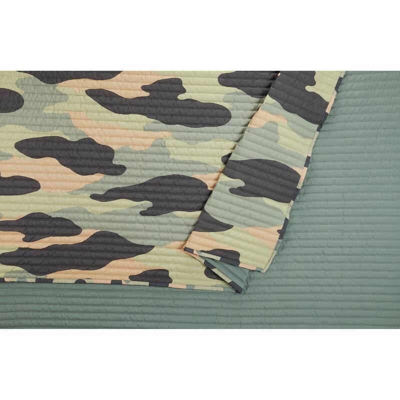 Urban Playground Covert Camo Quilt Set - Twin