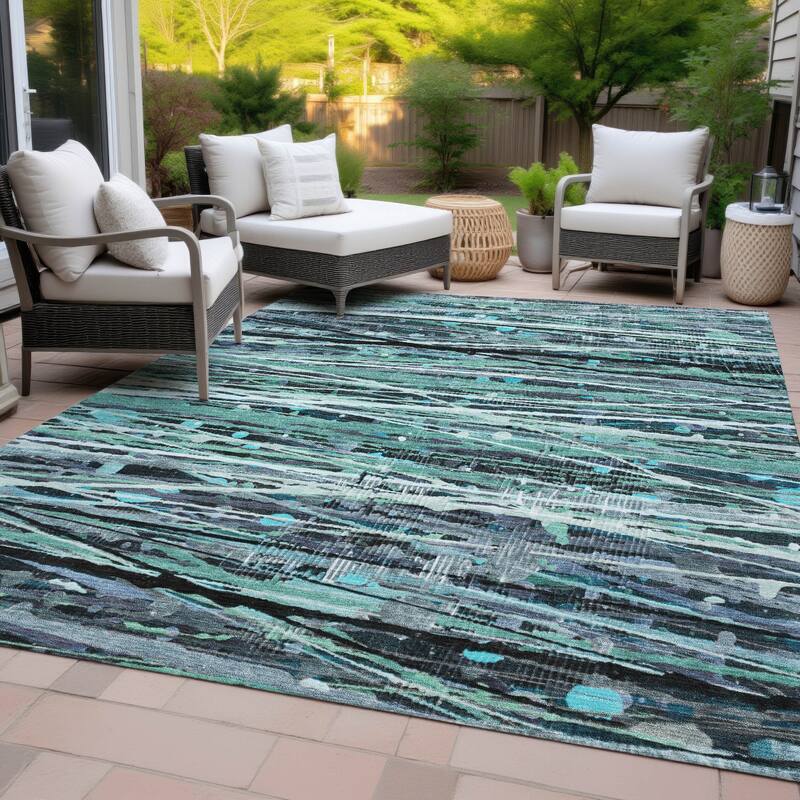 Machine Washable Indoor/Outdoor Abstract Stripes Chantille Rug