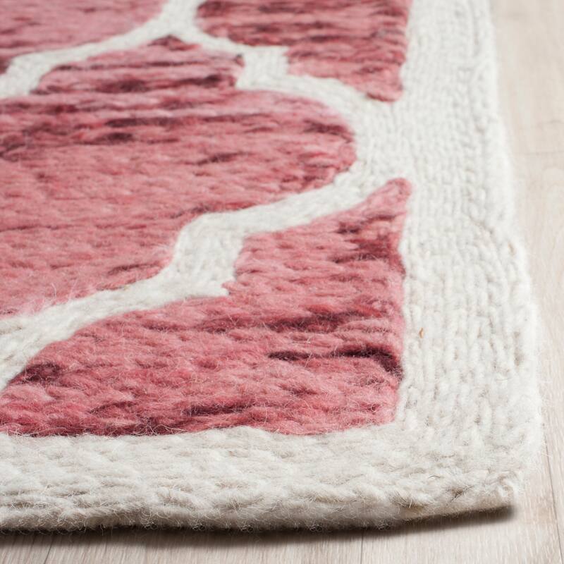 SAFAVIEH Handmade Himalaya Unnie Modern Wool Rug
