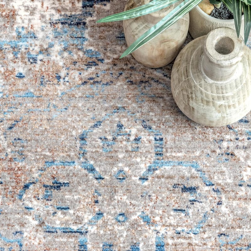 Nuloom Medallion Mcgee Faded Area Rug
