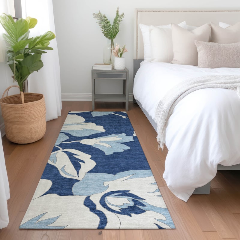 Machine Washable Indoor/ Outdoor Chantille Floral Rug