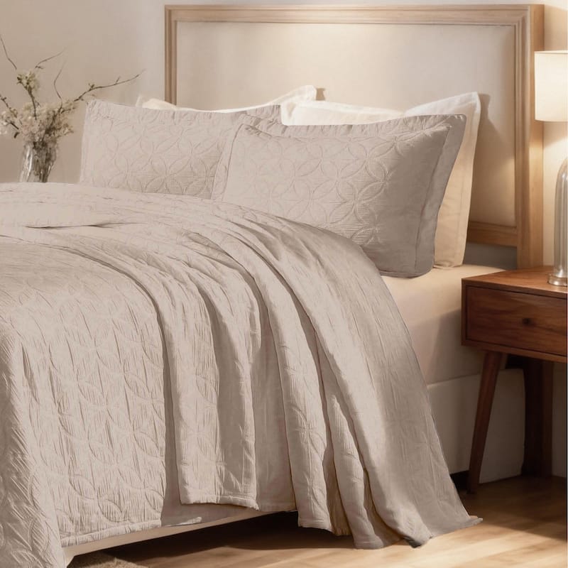 Blue Nile Mills Celtic Circle 100% Cotton Matelasse 3-Piece Bedspread Set