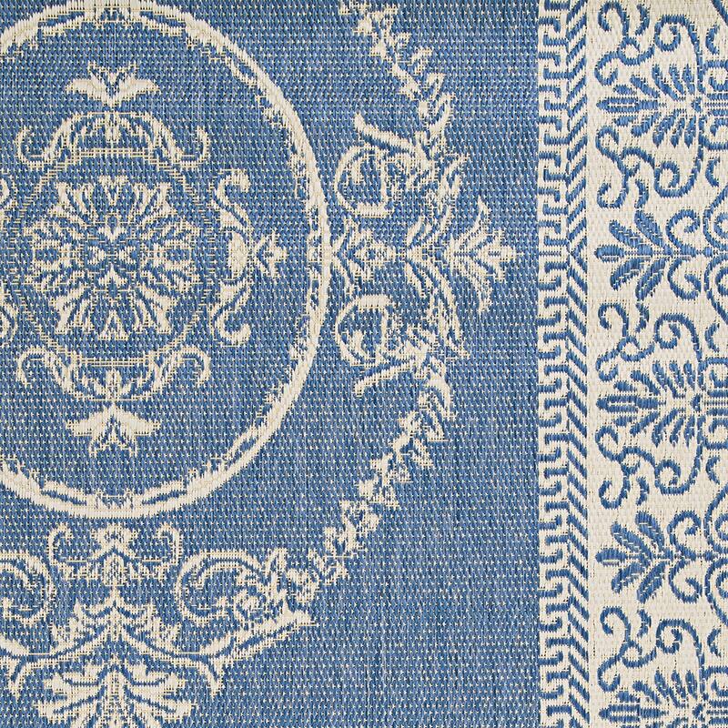 Pergola Emblem Indoor/ Outdoor Area Rug