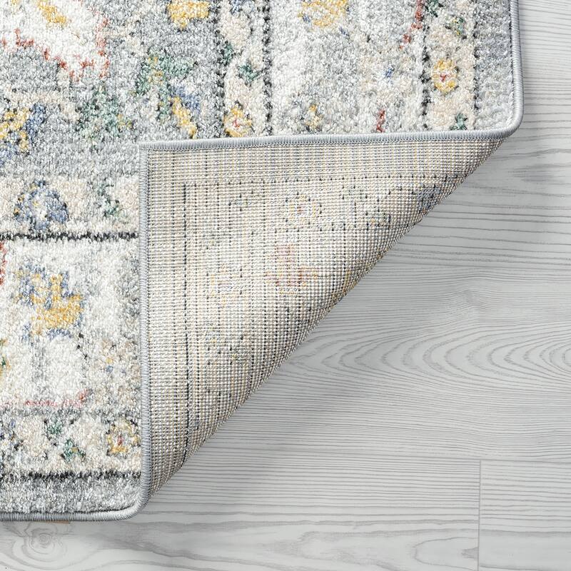 Addalyn French Country Medallion Area Rug