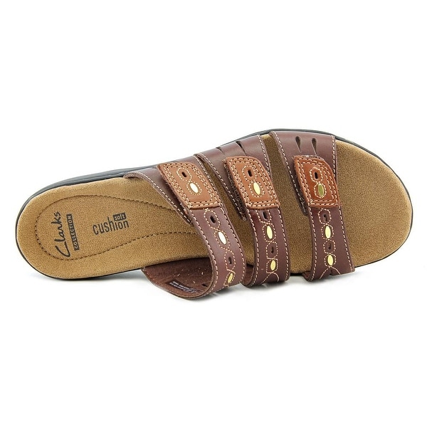 clarks leisa broach sandals