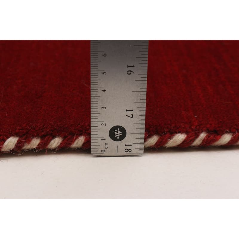 Kashkuli Gabbeh Red Rug 5'2" x 7'6" - 5'2 x 7'6